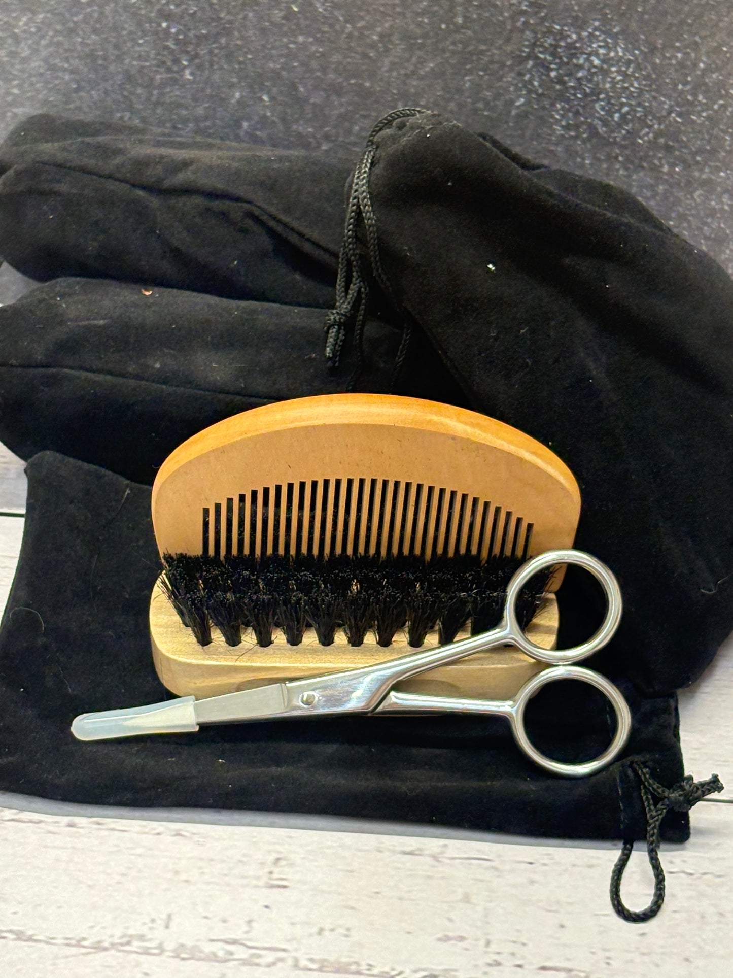 Beard Grooming Kit – Brush, Comb & Scissors Set